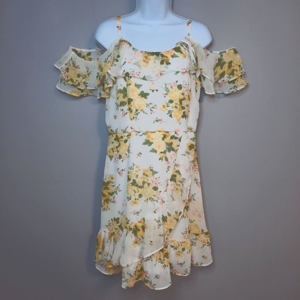 Disney White and Butter Yellow Floral Print Flounce Cold Shoulder Dress Large